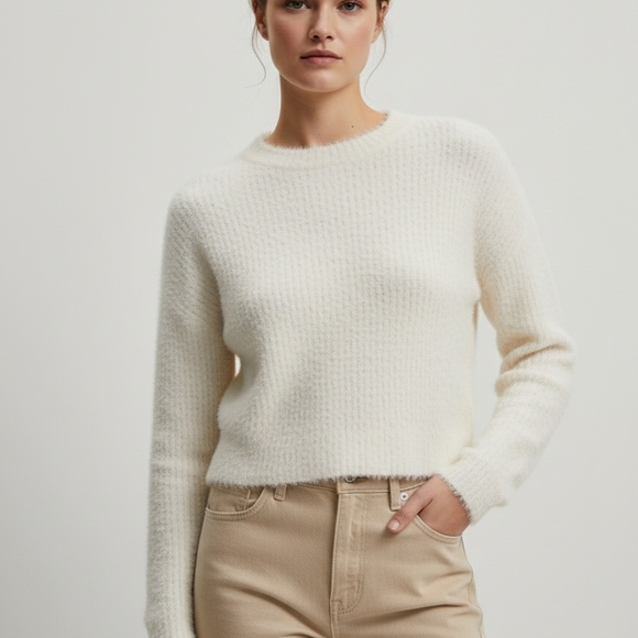 Anthropologie Sweaters - ​🤍 Anthropologie Fluffy Neck Sweater Size: XL